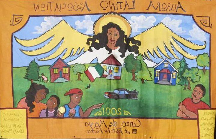 为奥罗拉拉丁裔协会绘制的一幅画，画中有一个俯瞰社区的天使